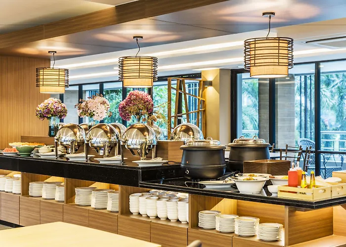 Livotel Hua Mak Hotel 4*