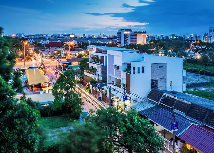 Hotel Livotel Hua Mak