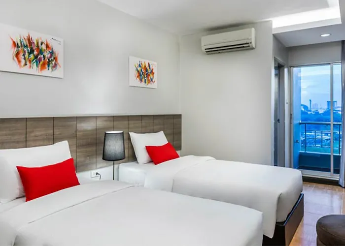 Hotel Livotel Hua Mak 4*